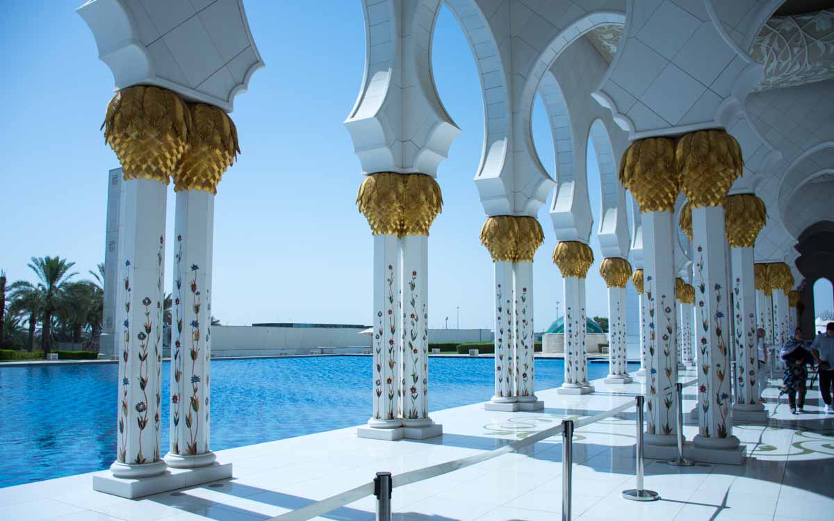 Pillars inside the Sheikh Zayed Mosque